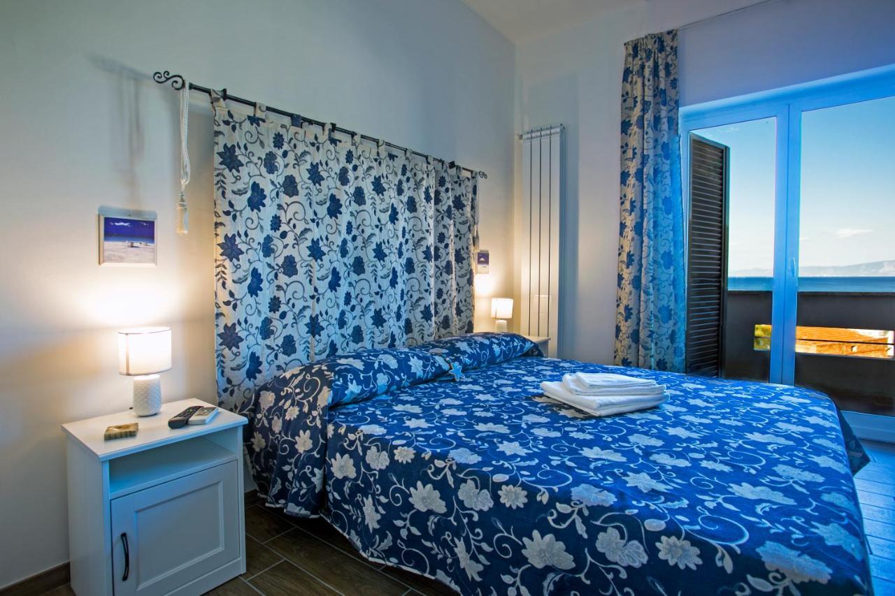 B&B Al Blu Гаета Екстериор снимка